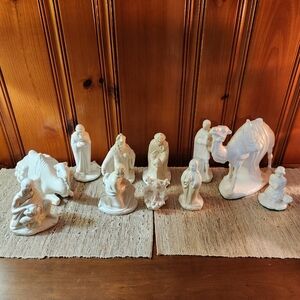 Vintage Holland Mold 11 Piece Nativity Set